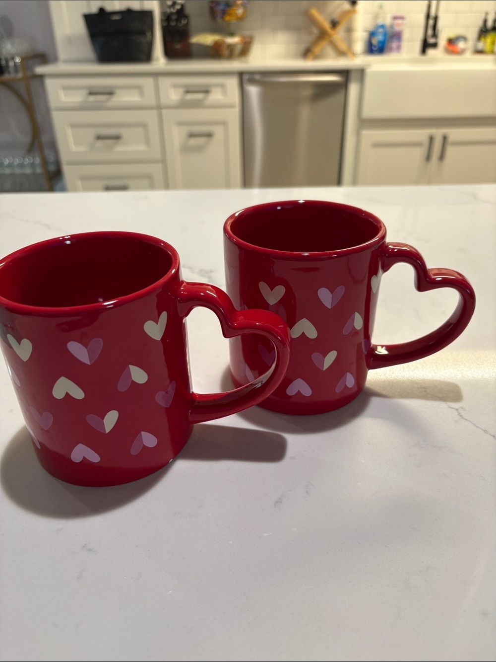 Heart-Handle Red Ceramic Mug with Pink Heart Pattern - Picture 2 of 5